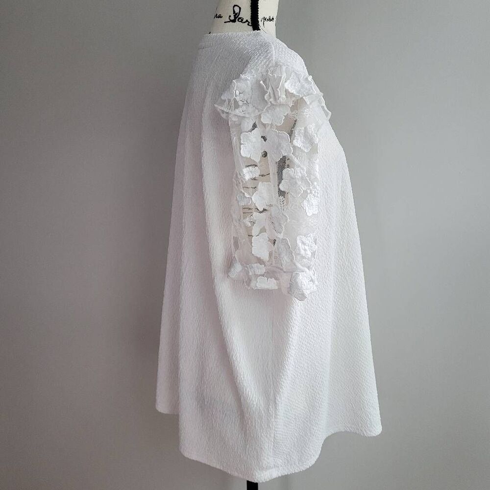Alice Blue 3X white blouse crinkle textured fabric 3D floral sheer sleeves ruffl - Picture 2 of 11